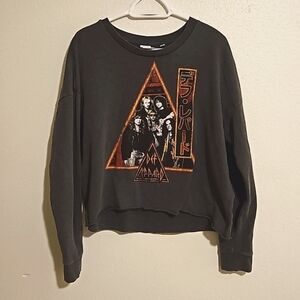 By Junkfood grunge Def Leppard cut off crew neck sweatshirt sz.XL